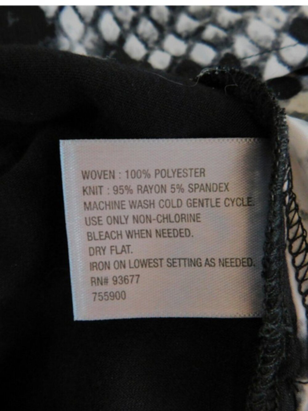 Worthington Black & Gray Snakeskin Sleeveless Blouse Business Career Womens M - Picture 4 of 4